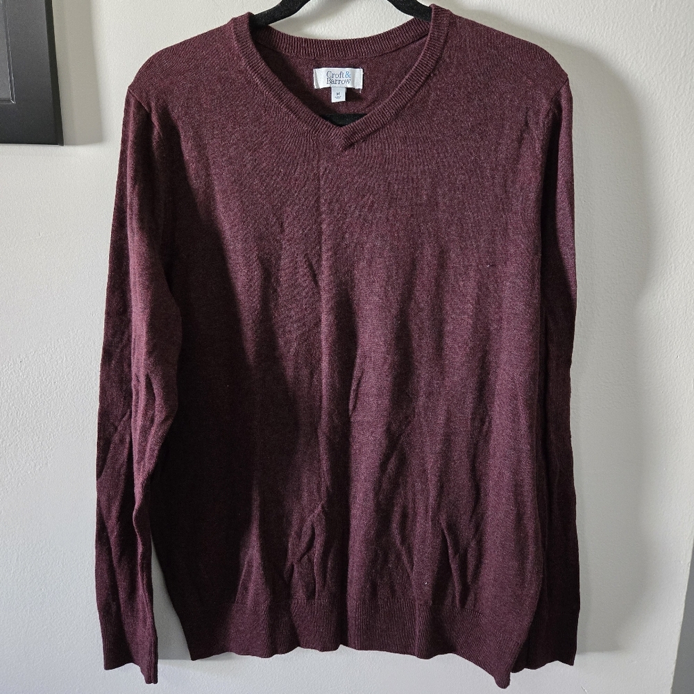 Croft and barrow v neck easy care sweater,  M, euc